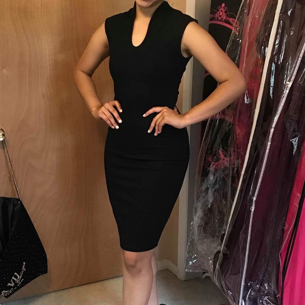 Black fitted dress